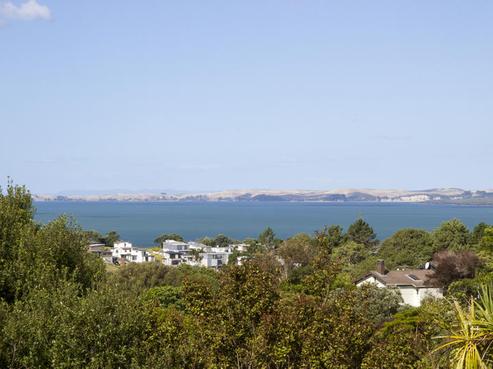 2/29 Aberdeen Road, Castor Bay