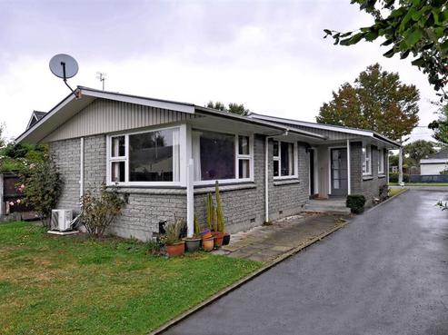 24 Banbury Street, Burnside