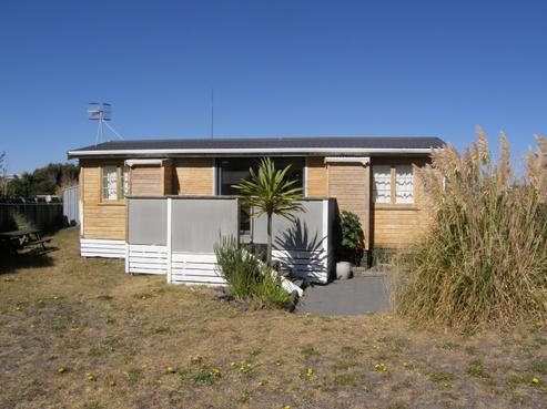 1 Te Kiri Street, Himatangi Beach