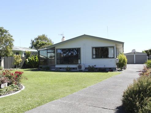107 Harold Holt Avenue, Pirimai
