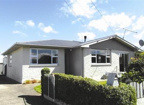 5 Duff Place, Mosgiel