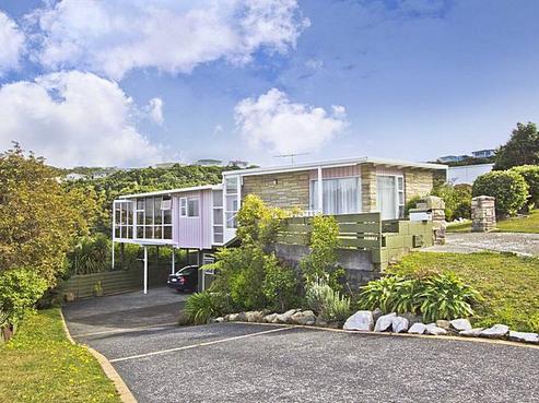 105 Dowse Drive, Maungaraki