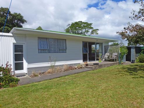 13B Paramount Parade, Tikipunga