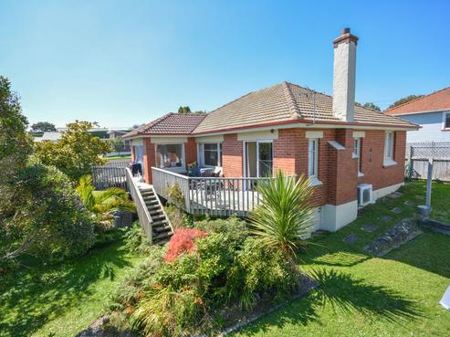 66 Dunrobin Street, Waverley