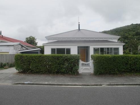 9 Winnie Street, Greymouth
