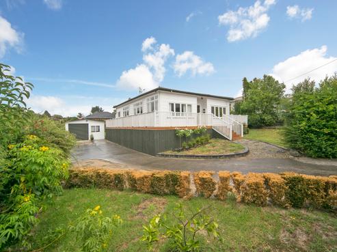 22 Maude Street, Riverhead