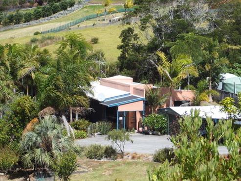 6 Morey Road, Cable Bay