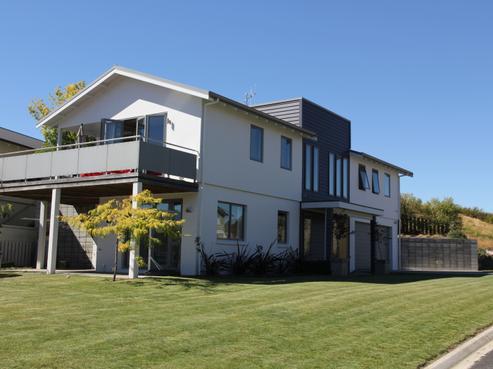 14 Mataraki Place, Wanaka