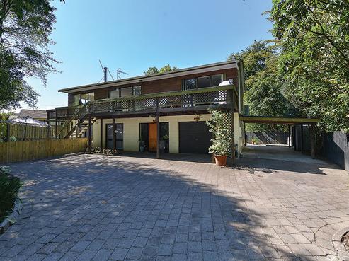 8B Wharepaina Crescent, Springfield
