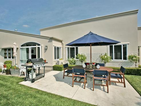 2 Arcadia Lane, Havelock North