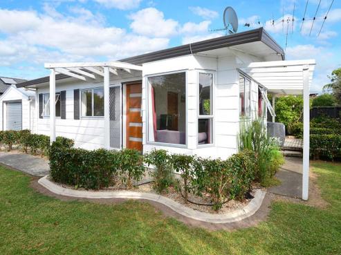 2 Melanie Place, Orewa