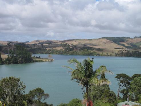 2A Tutchen Avenue, Raglan