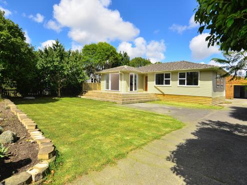 4 Maude Street, Riverhead
