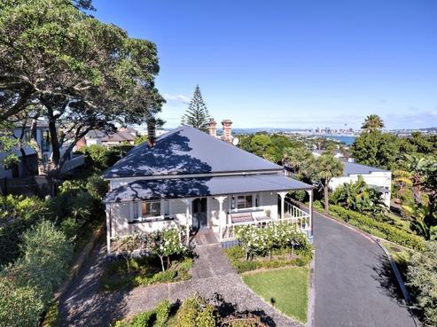 12 Colonial Road, Birkenhead