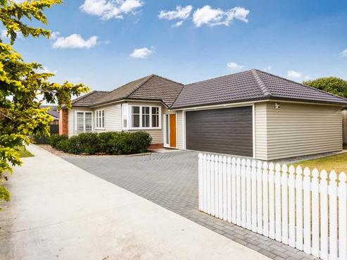 27 Archibald Road, Kelston