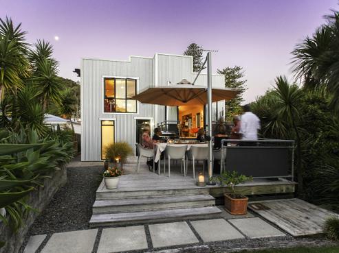 201 The Terrace, Thames