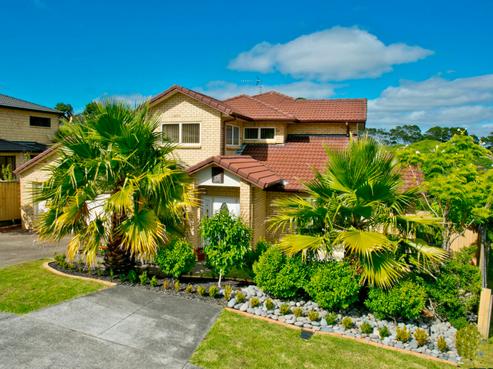 25 Medallion Drive, Oteha