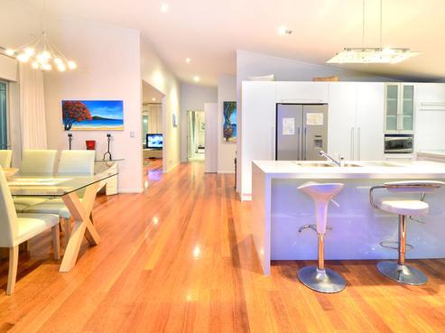 2A Zealandia Road, Manly