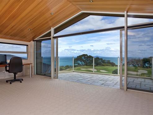 282 Pinecrest Drive, Gulf Harbour
