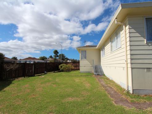 1/69 Luanda Drive, Ranui