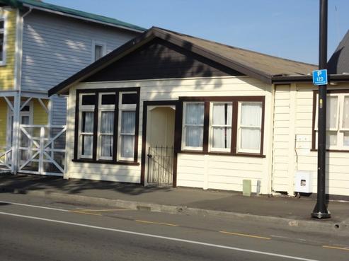 225 Marine Parade, Napier South