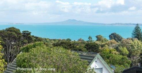 32 Maraetai School Road, Maraetai
