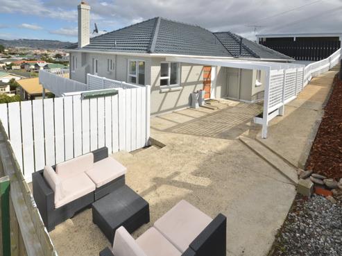 8 Dundonald Street, Tainui
