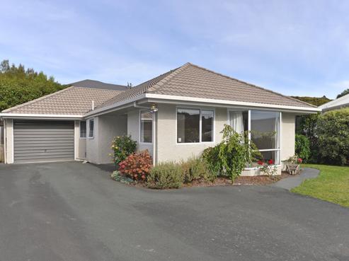 2/10 Clifford Avenue, Bishopdale