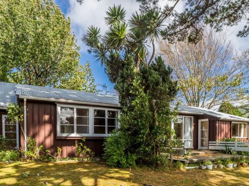 6 Lillian Street, Belmont