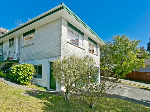 1/38 Ayton Drive, Totara Vale