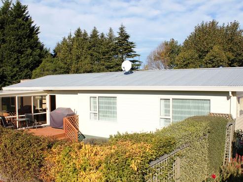 4 Airedale Road, Weston