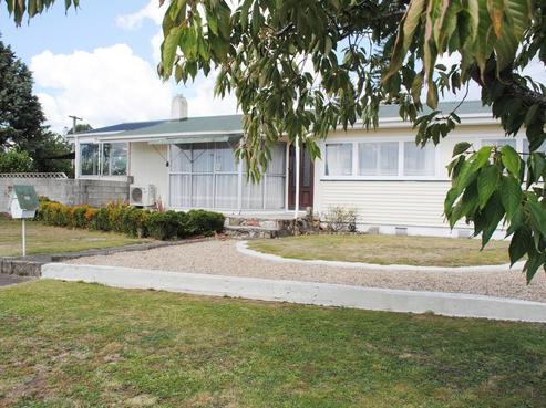 21 Cochrane Street, Fairy Springs