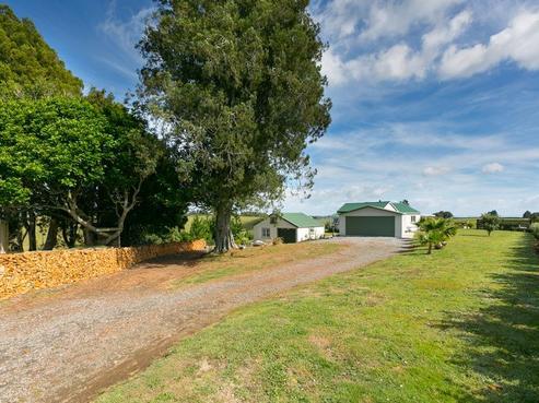 900 Richmond Road, Lepperton