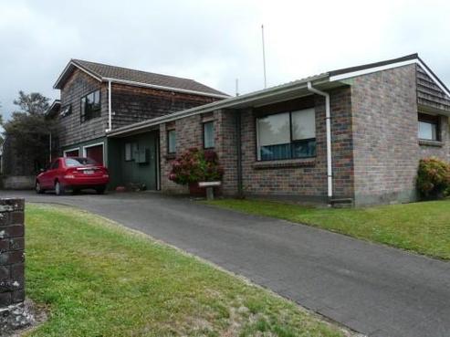 16 House Avenue, Taumarunui