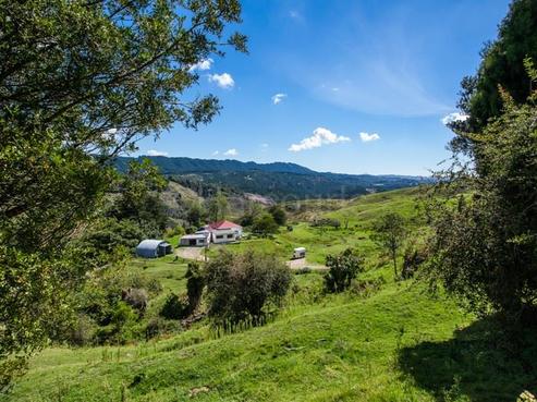 864 Stanley Road, Waimana