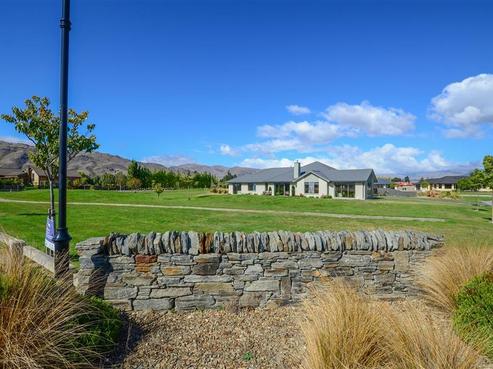 2 Ash Lane, Cromwell