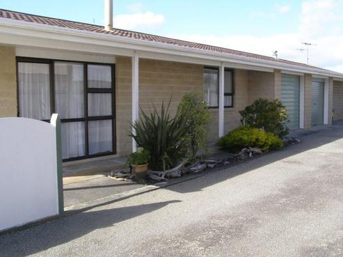 45 Manuka Street, Otaki Beach