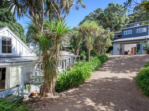 6 Ostend Road, Ostend