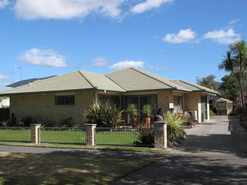 176 Te Rangitautahanga Road, Turangi