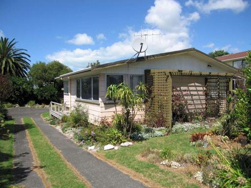 14 Manaia View Road, One Tree Point