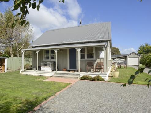 4B Daniel Street, Martinborough