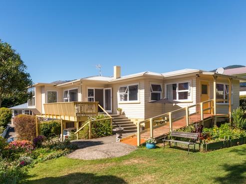 6 Waterhouse Street, Enner Glynn