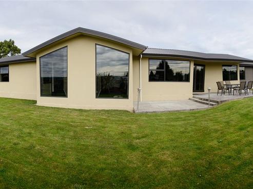 11 Tsukigawa Terrace, Balclutha