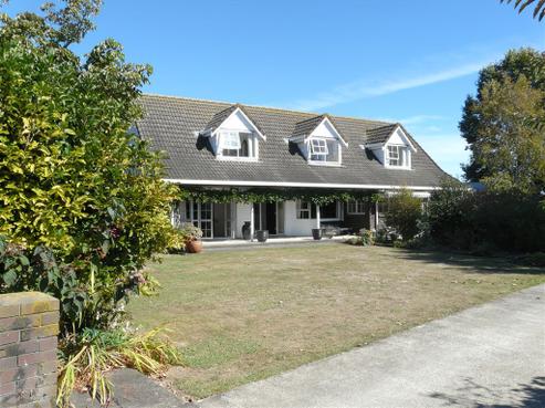 77 Golf Road, Waitomo