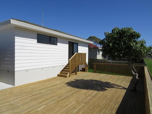 51 Coombe Avenue, Otara