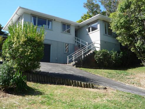 12 Marconi Place, New Windsor