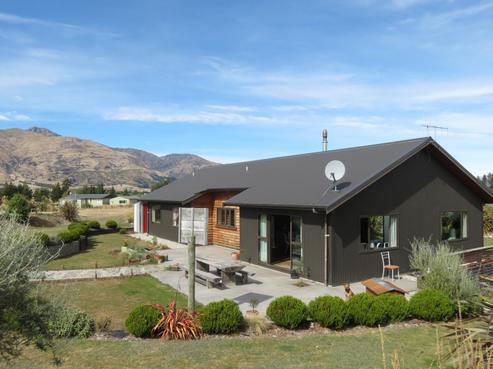 18 Sam John Place, Lake Hawea
