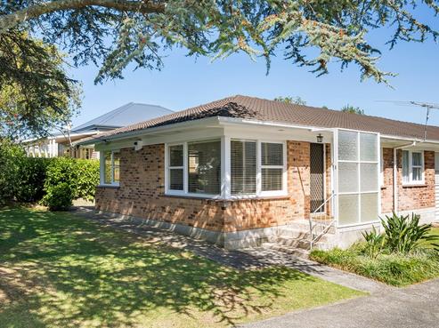 1/22 Brook Street, Milford