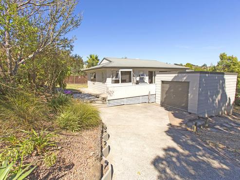109 Brian Crescent, Stanmore Bay