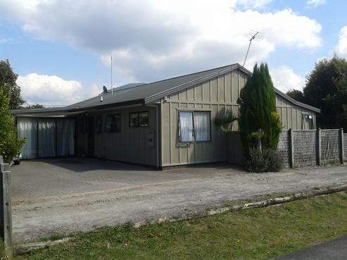 42A Taharangi Street, Koutu